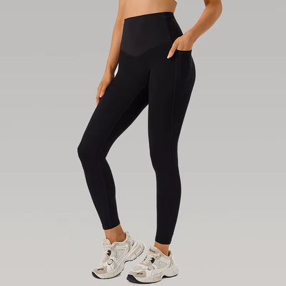 No-Show Yoga Pants One-Piece Fitness Gym Shorts Seamless Bare Sensation with Pockets Peach Butt Lifting Tight Sports Shorts